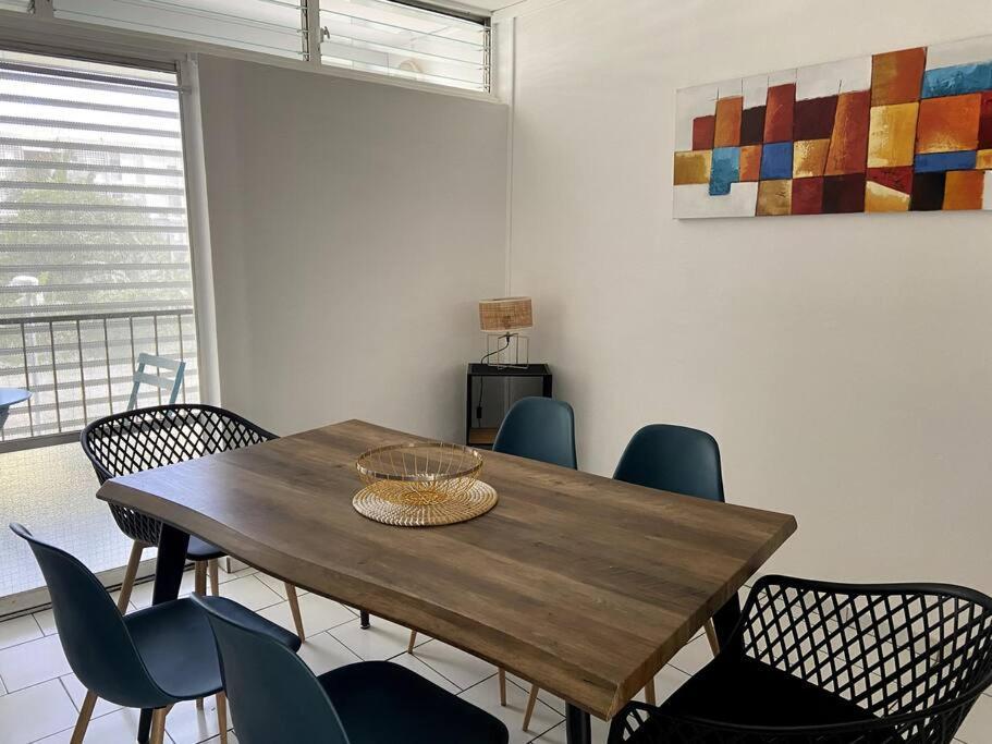 Appartement Moderne, 2 Chambres, Proche Aeroport • Chu • Port Les Abymes Exterior photo
